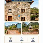 Casa Enacantadora Con Terraza Y Barbacoa Y Vista Espectacular En Trescares Junto A Ruta De El Cares Y Picos De Europa *
